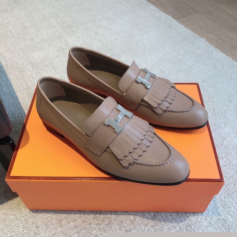 H**mes leather shoes